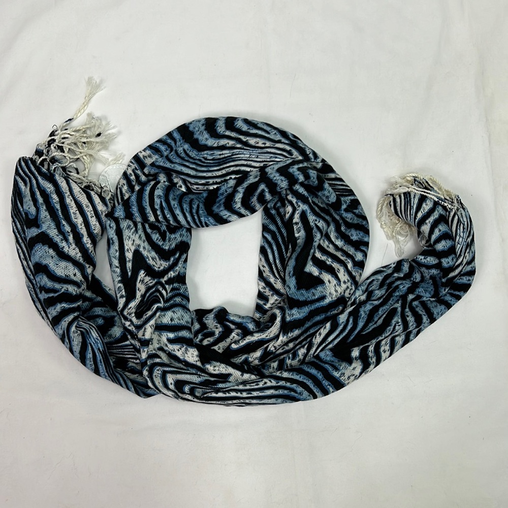 #1018 Boutique Collection Blue and White Reindeer Scarf